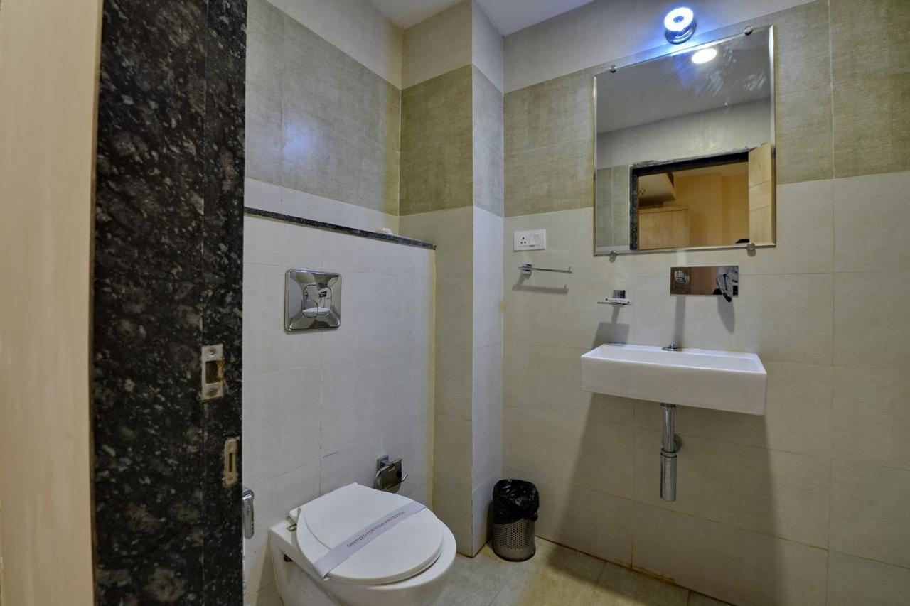 Hotel Signetic Blue Bhopal Exterior photo